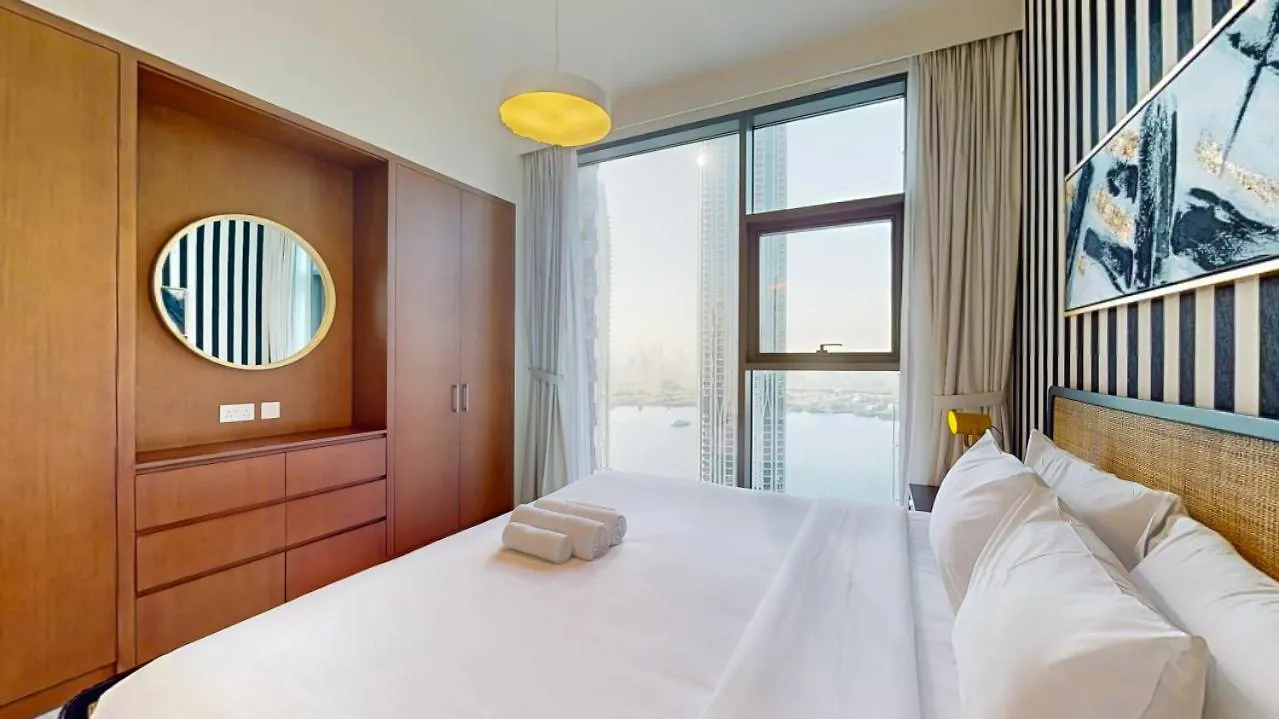 Creek Rise Tower 1 - One Bedroom With Creek View Dubai Apartment